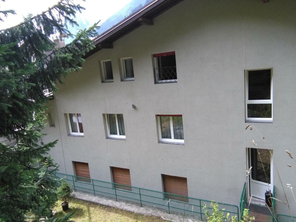 Il Giornalgaio Lägenhet Canazei Exteriör bild
